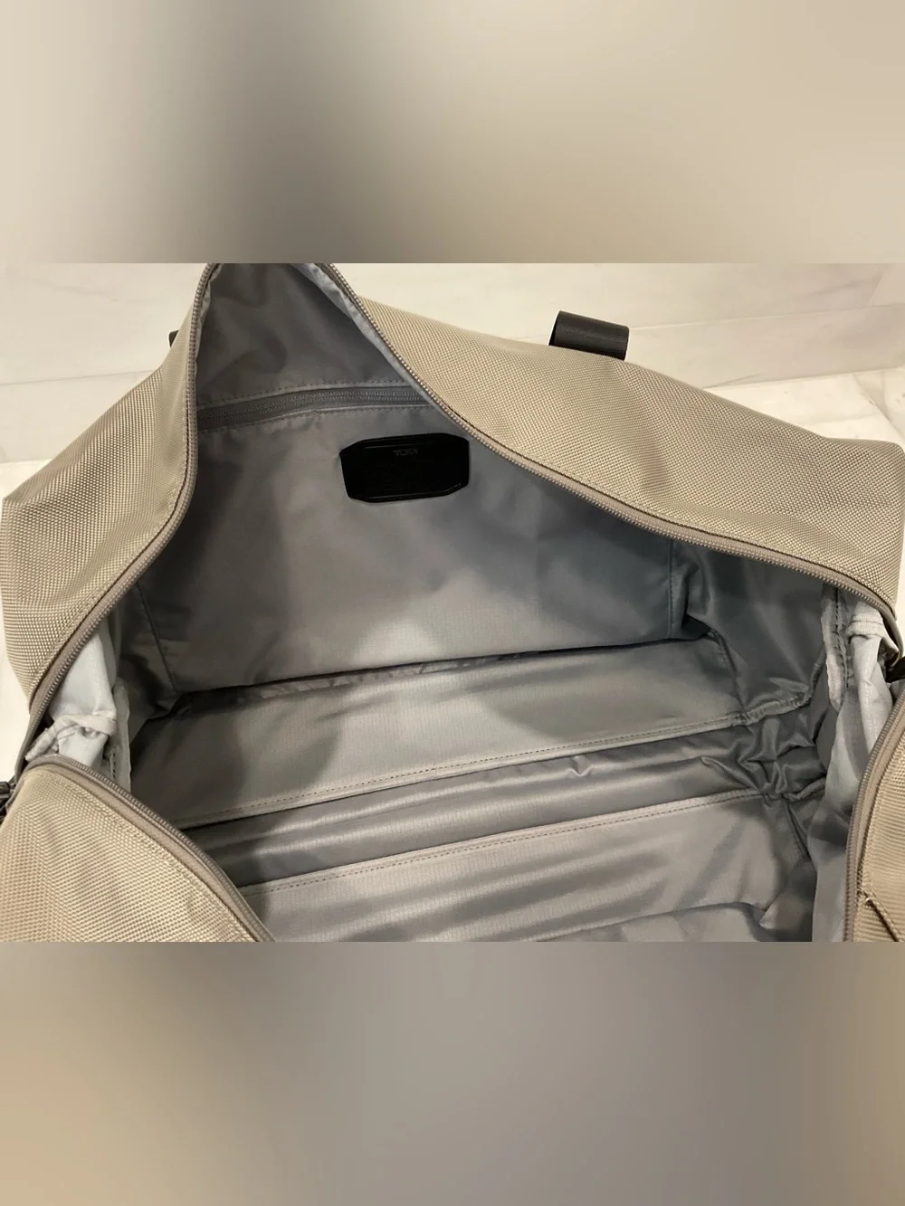 NEW Tumi ALPHA 18.5” Double Expansion TRAVEL Satchel Bag - GRAY ALLOY❗️